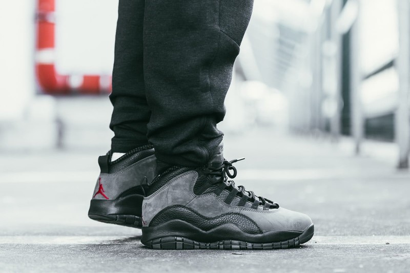 Jordan 10 retro on hot sale feet